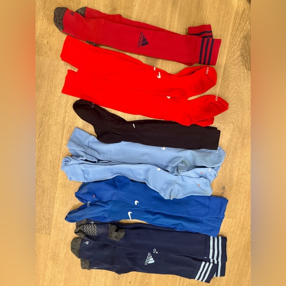 Soccer shin guards and socks - Picture 3 of 3